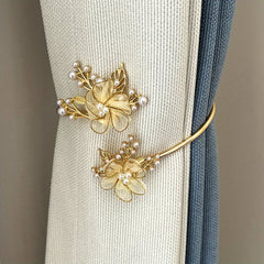1pc Elegant Metal Faux Pearl Curtain Holdback with Three-dimensional Flower Design - Perfect for Bedroom, Office, Kitchen, Living Room, and Study - Adds a Touch of Luxury to Your Home Decor